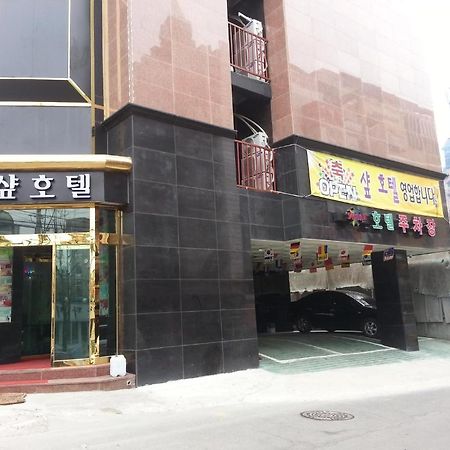Incheon Sharp Hotel Екстер'єр фото