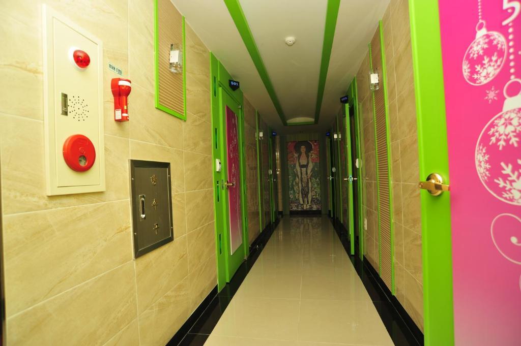 Incheon Sharp Hotel Екстер'єр фото