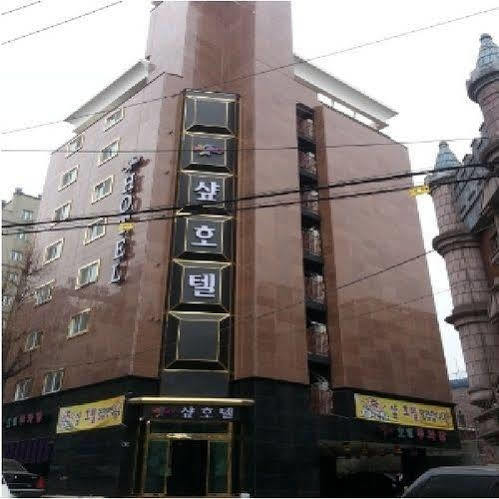 Incheon Sharp Hotel Екстер'єр фото